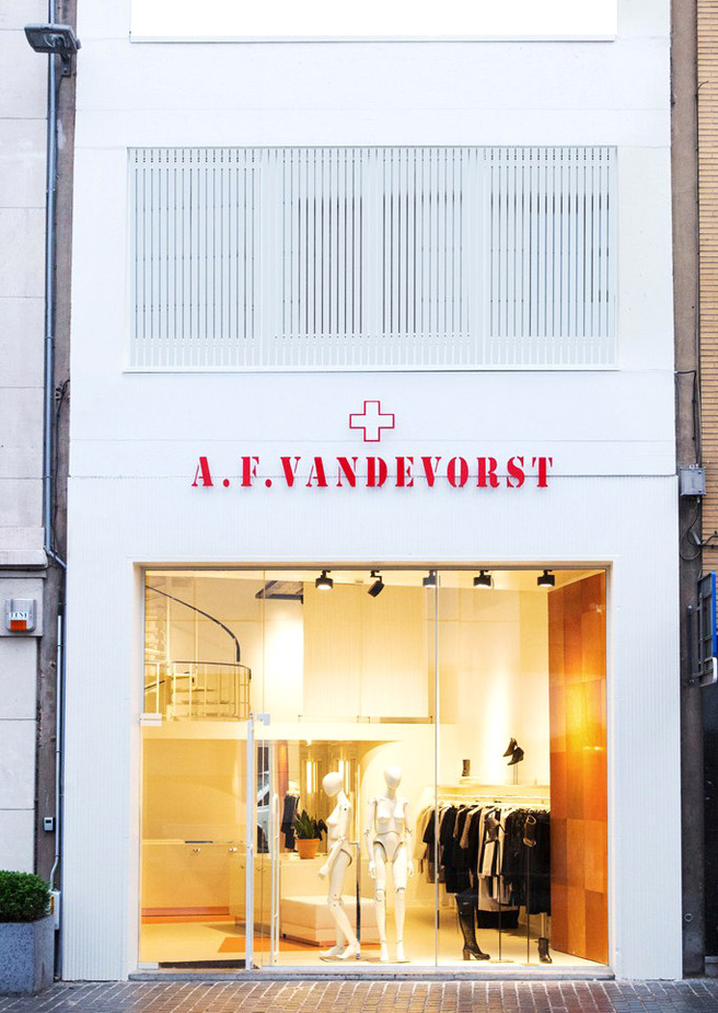 ������ ������������