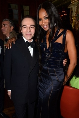 ���� ������� ����� � ����