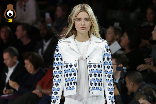 #SuzyPFW: Artificial intelligence � Courrges