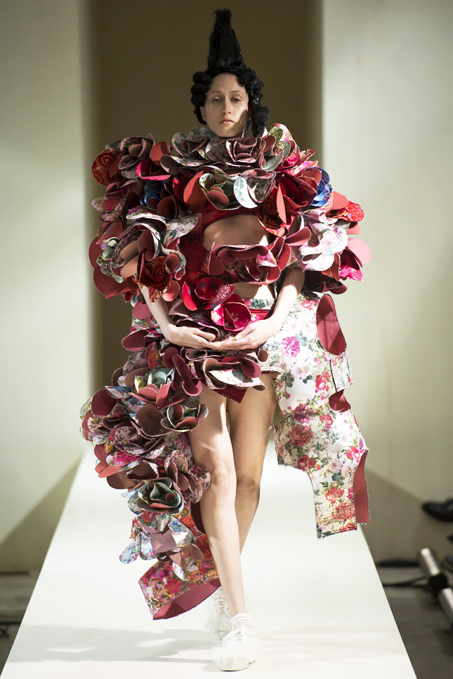 Comme des Garons �����-���� 2016