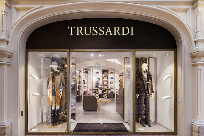 � ���� �������� ����� Trussardi