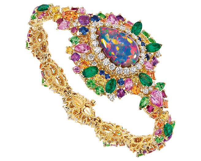 ��� ������ � ��������� �������������� Dior et d'Opales