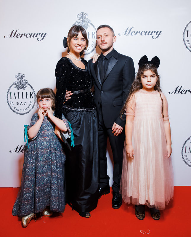 Самые красивые платья на балу журнала Tatler в Москве