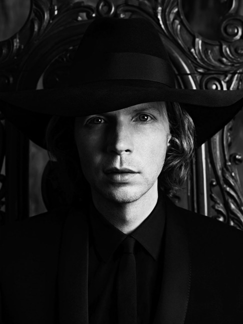 ��� ������ � ��������� �������� Saint Laurent Paris