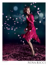 ������� ���� ��� Nina Ricci