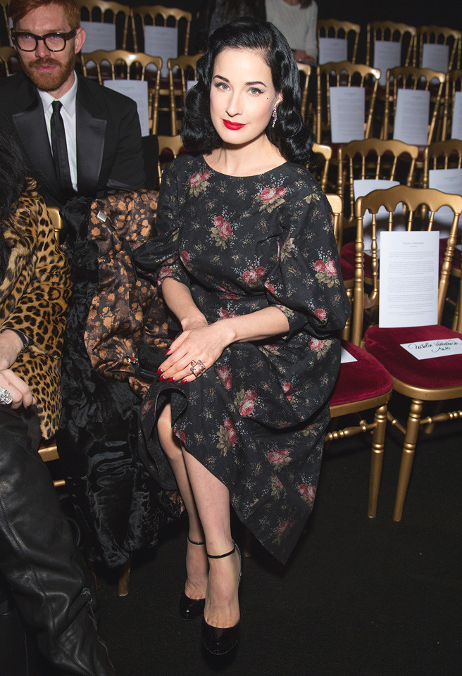 ���� ��� ��� � Ulyana Sergeenko �� ��������� ������ � ������