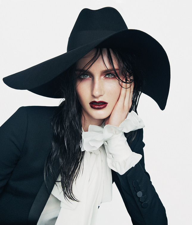 � � ������ ������