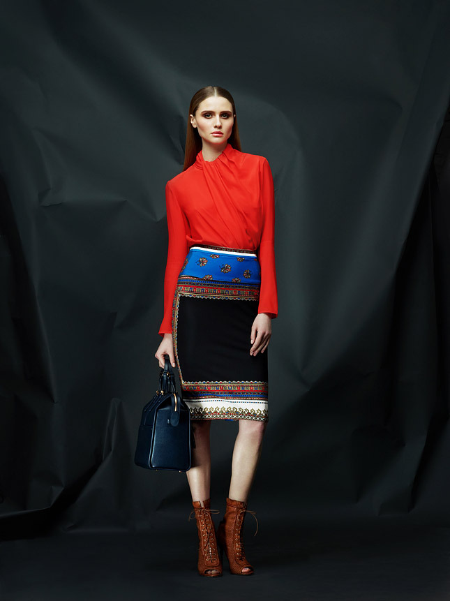 �������-������ ������ Sanahunt