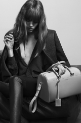 ���� ���� ������� ������� � ��������� �������� Saint Laurent Paris