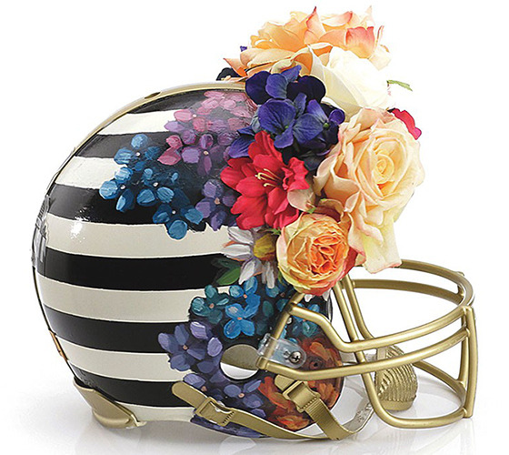 ����� ����