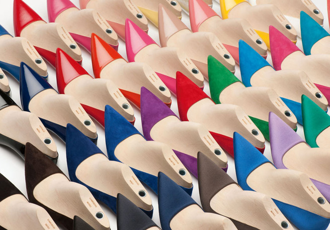 ���a ���� �����